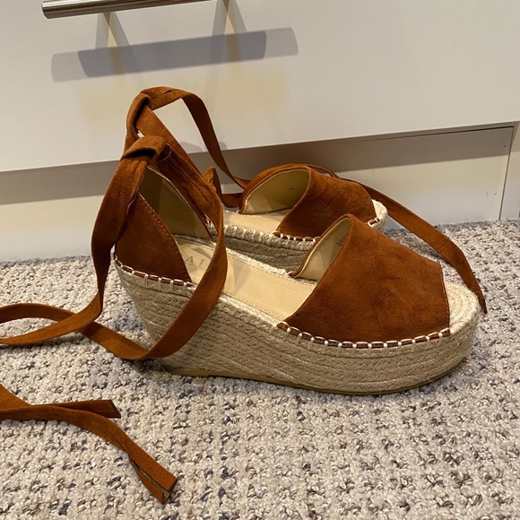 ASOS platform sandals - Picture 1 of 3